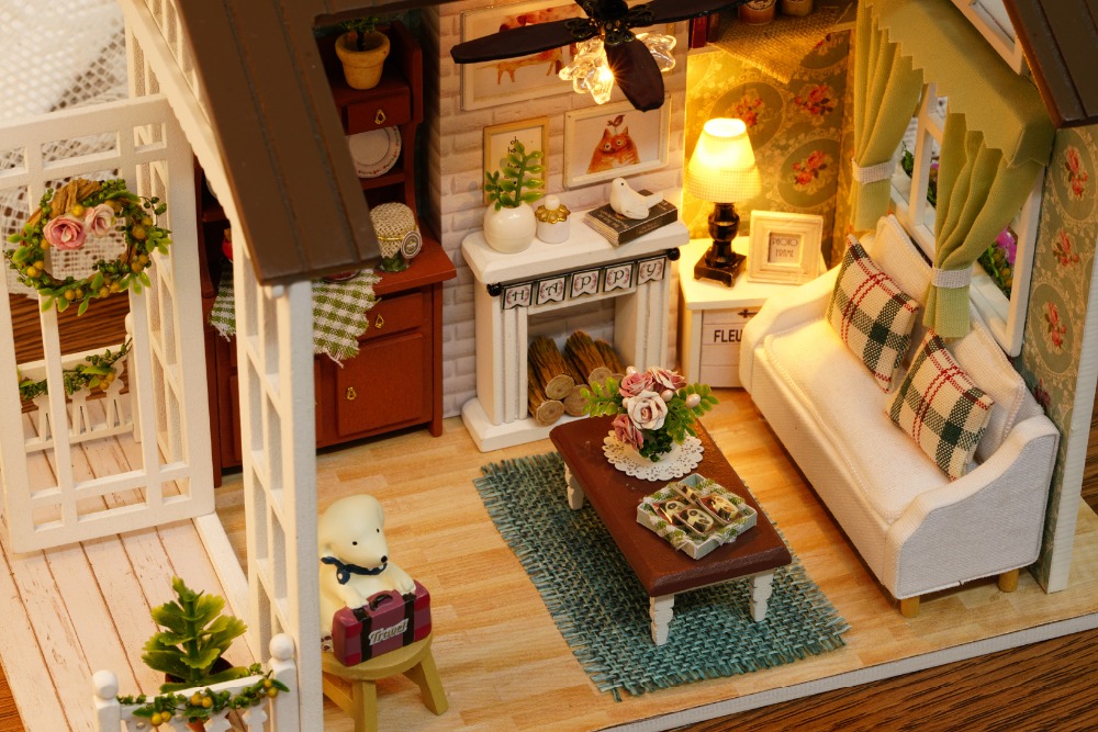 Rustic Style Miniature Wooden Doll House