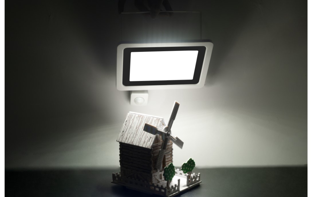 PIR Motion Sensor Waterproof LED Spotlight PIR Motion Sensor Waterproof LED Spotlight