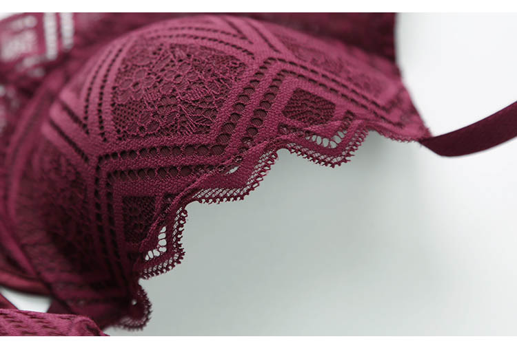 Hollow Lace Push-up Bra and Panty Set for Women Hollow Lace Push-up Bra and Panty Set for Women