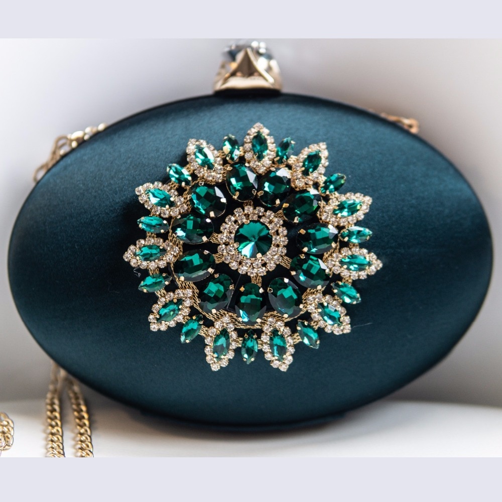 Women's Crystal Flower Oval Shaped Clutch Women's Crystal Flower Oval Shaped Clutch