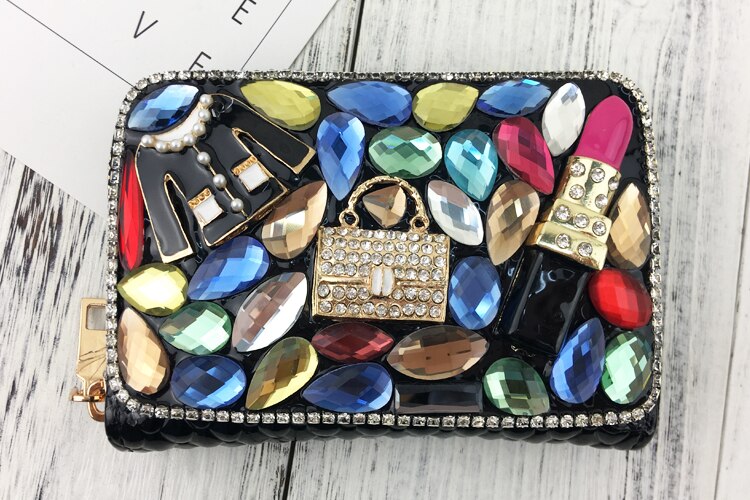 Women's Luxurious Crystal Design Wallet