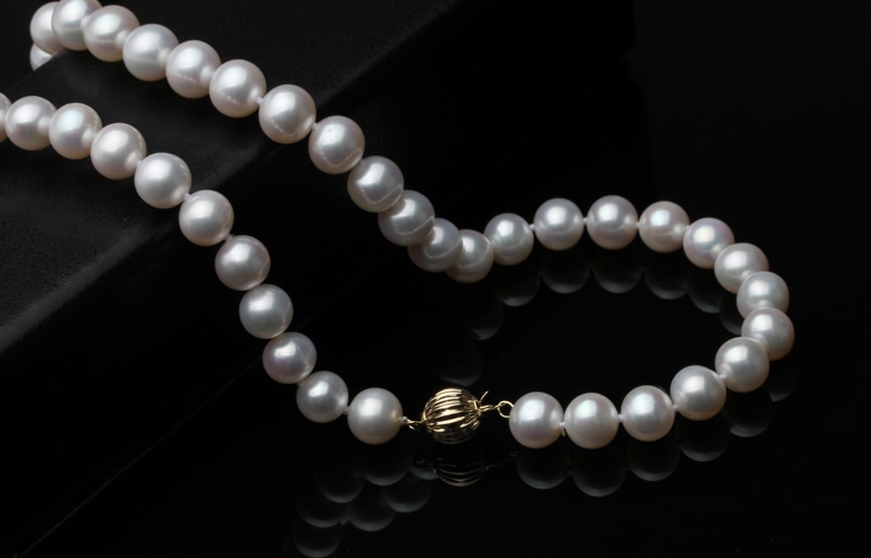 Vintage Natural Pearls Choker for Women