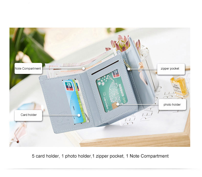 Women's Boho Short Wallet with Leaf Shaped Pendant