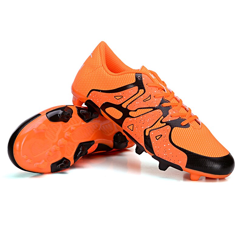 Fashion Long Spike Low Top Football Shoes