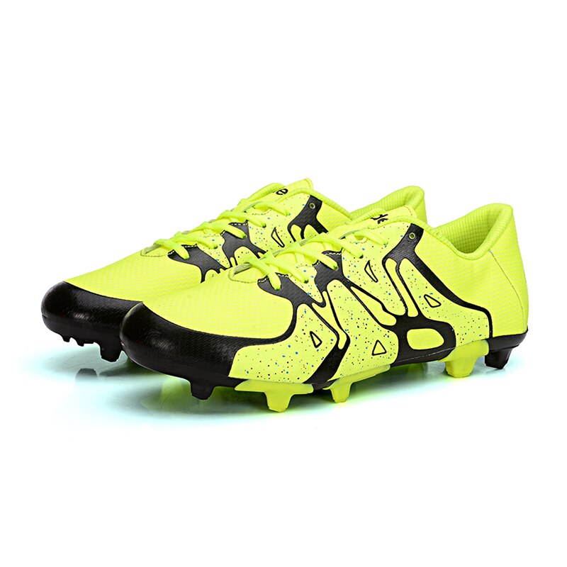 Fashion Long Spike Low Top Football Shoes